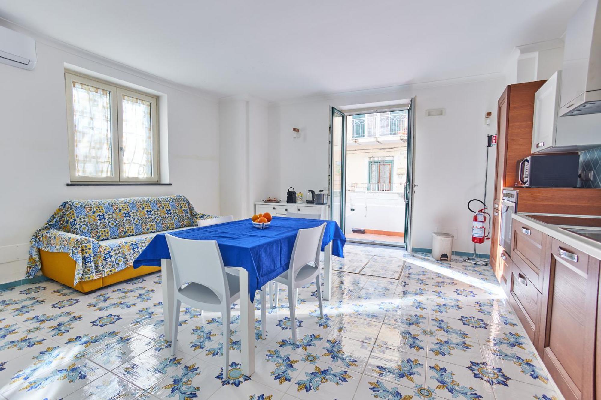 Seashell Apartment Minori Exterior photo
